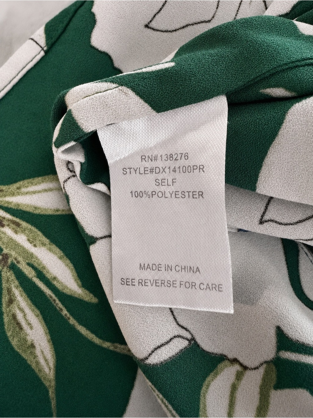 Daniel Rainn Green & White Floral Top - Picture 4 of 4